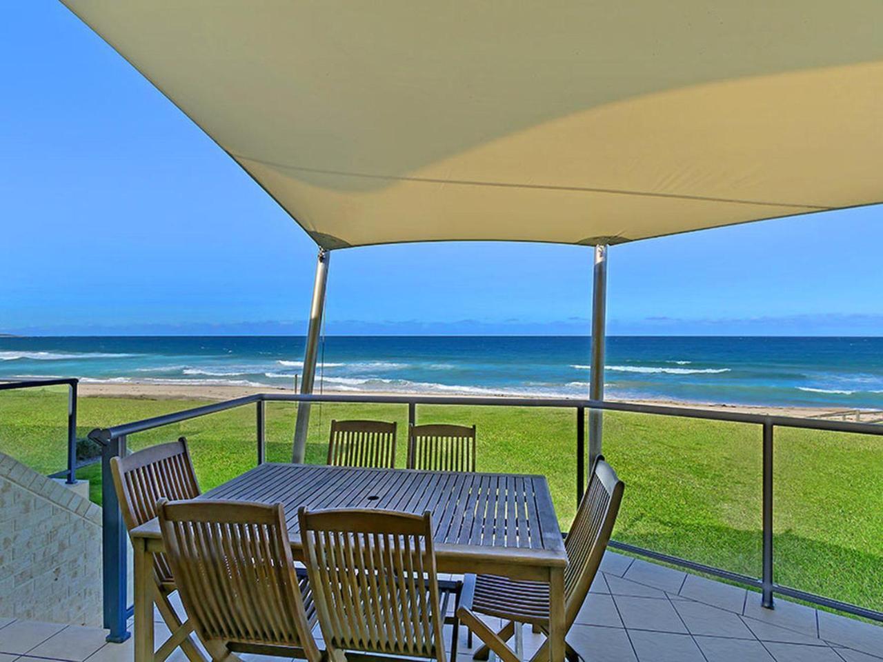 Beach Front Luxury Entrance Esterno foto